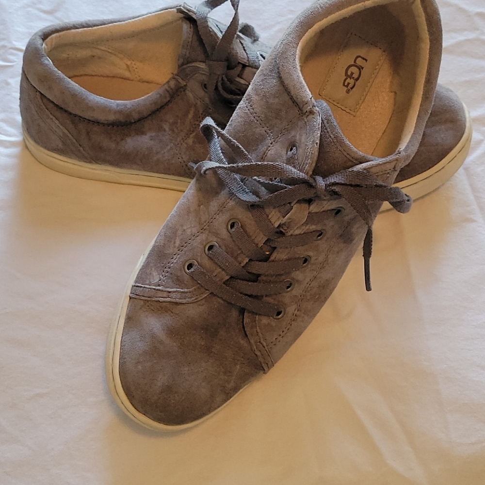 Grey Suede Ugg Shoe
